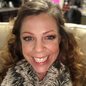 Meet your Posher, Crystyl